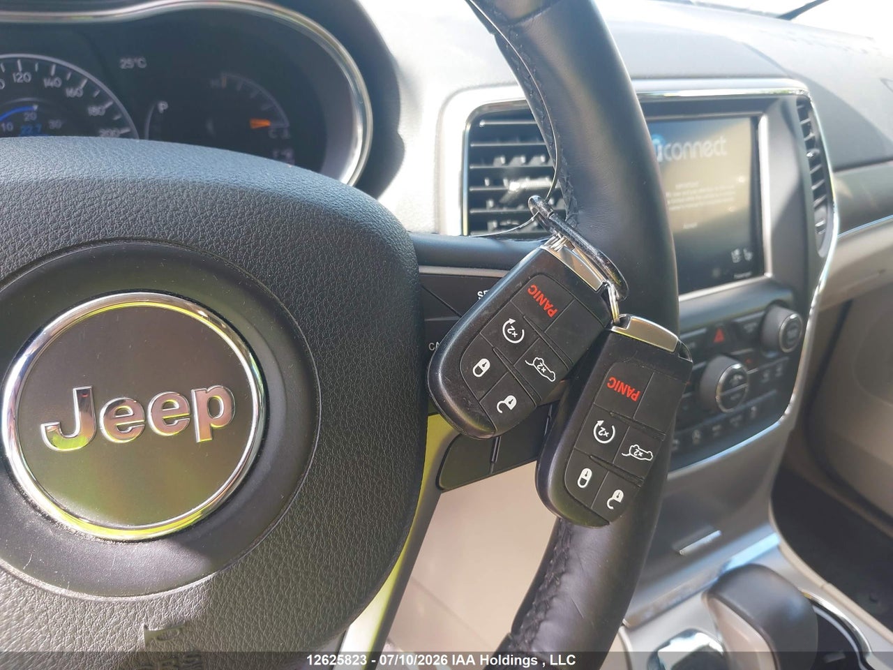 2018 JEEP GRAND CHEROKEE LIMITED thumbnail 12