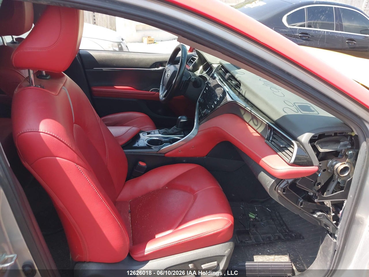 2020 TOYOTA CAMRY XSE thumbnail 6
