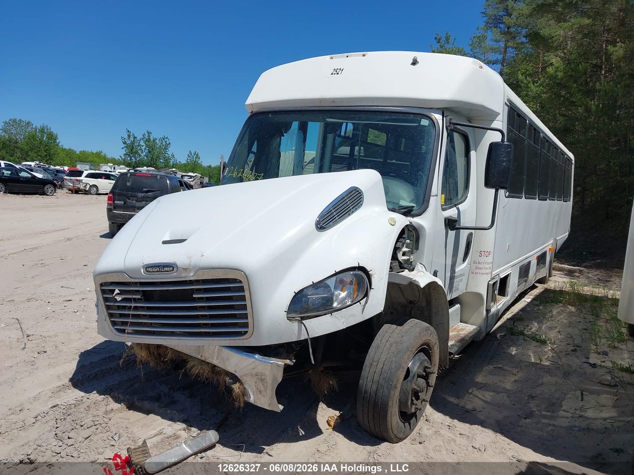 2015 FREIGHTLINER M2 106 MEDIUM DUTY thumbnail 3