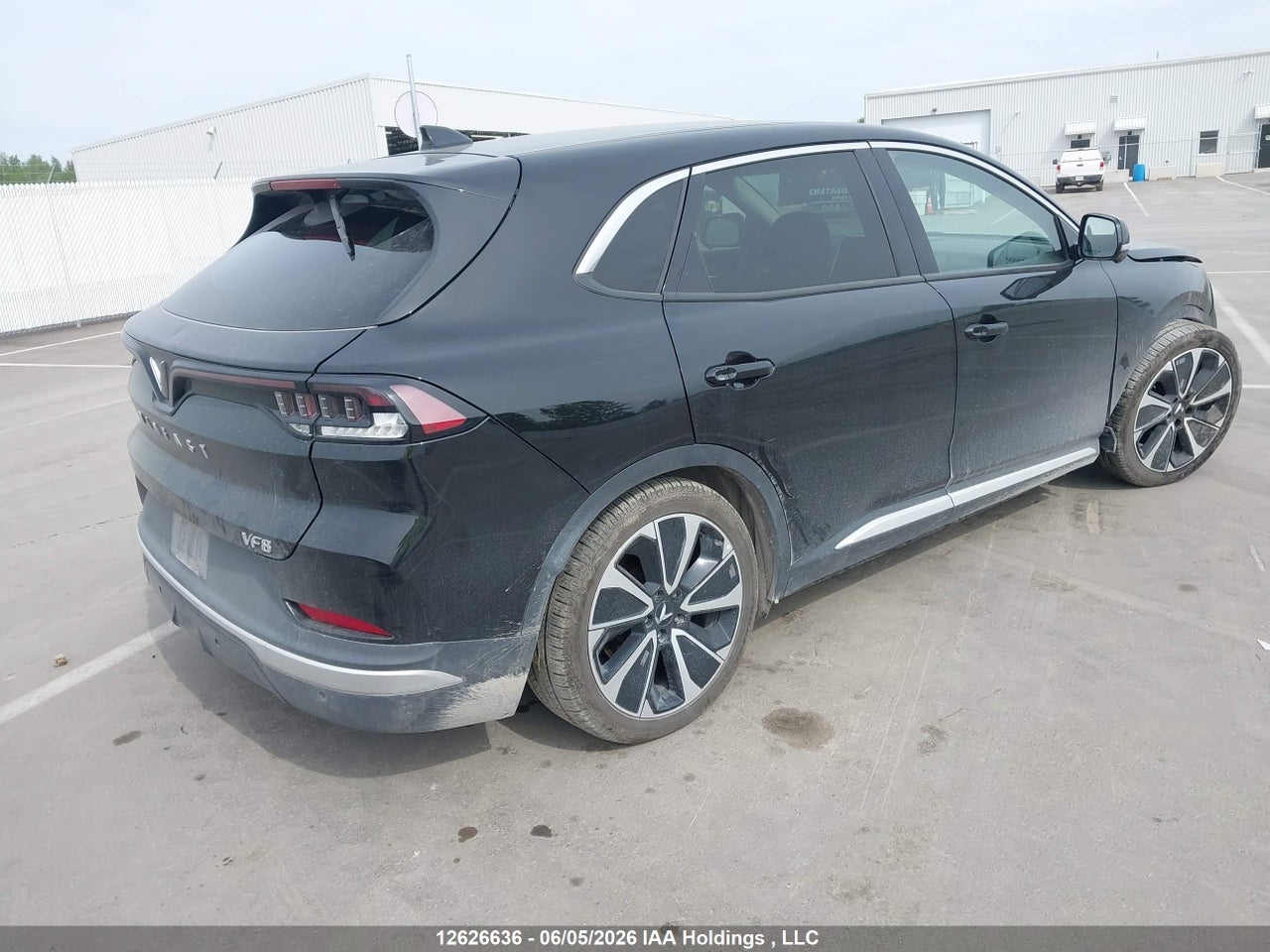 2023 VINFAST VF 8 ECO thumbnail 5