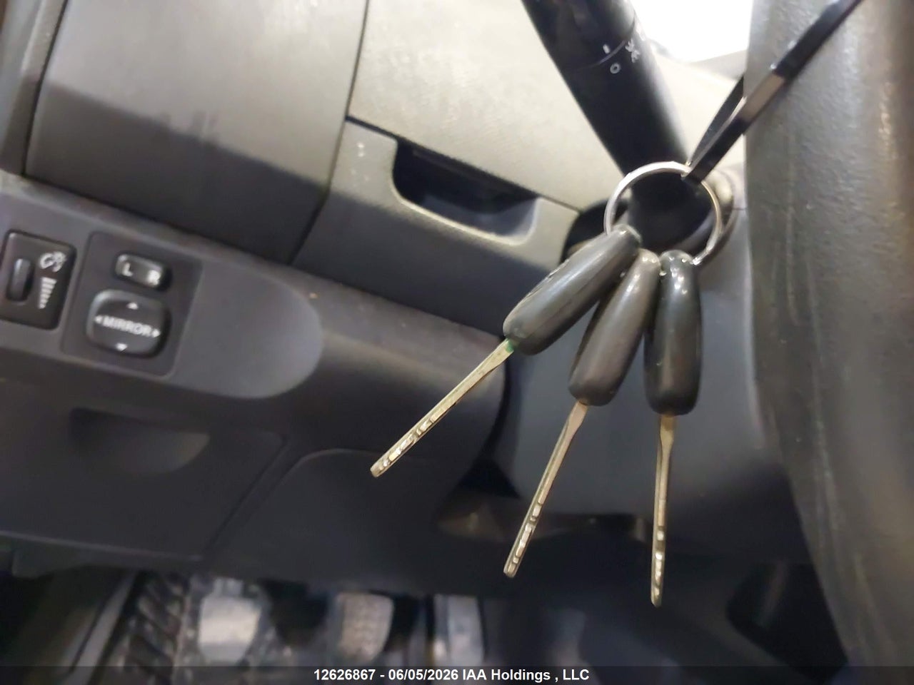 2009 TOYOTA YARIS thumbnail 12