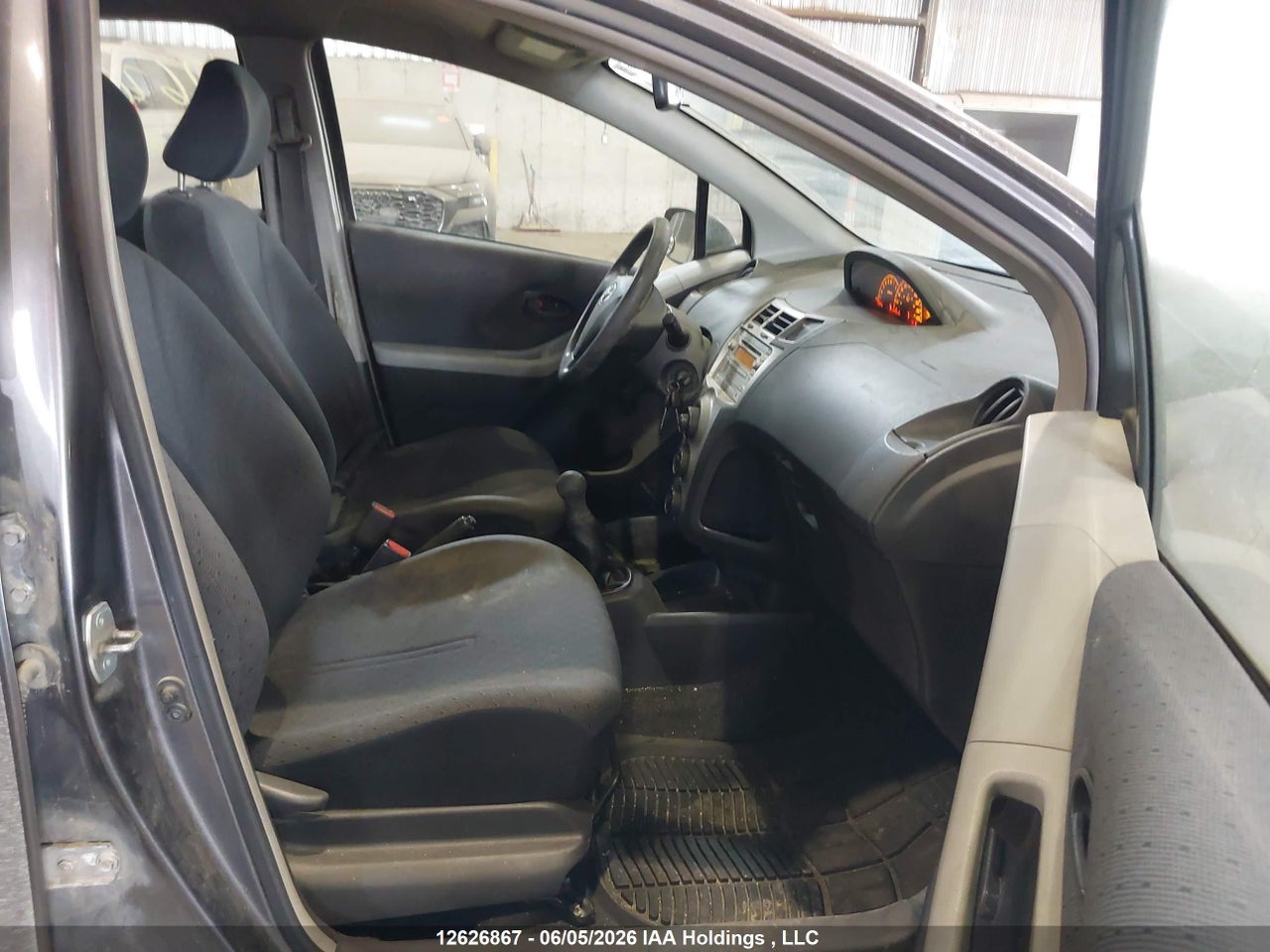 2009 TOYOTA YARIS thumbnail 6
