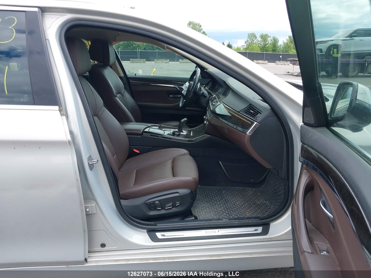 2015 BMW 535D XDRIVE thumbnail 6