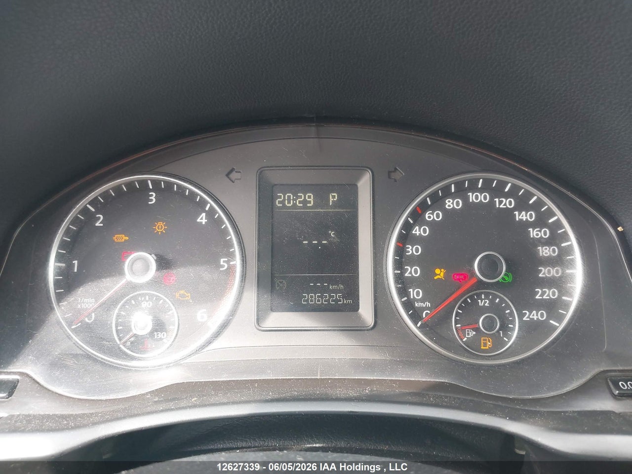 2010 VOLKSWAGEN JETTA thumbnail 8