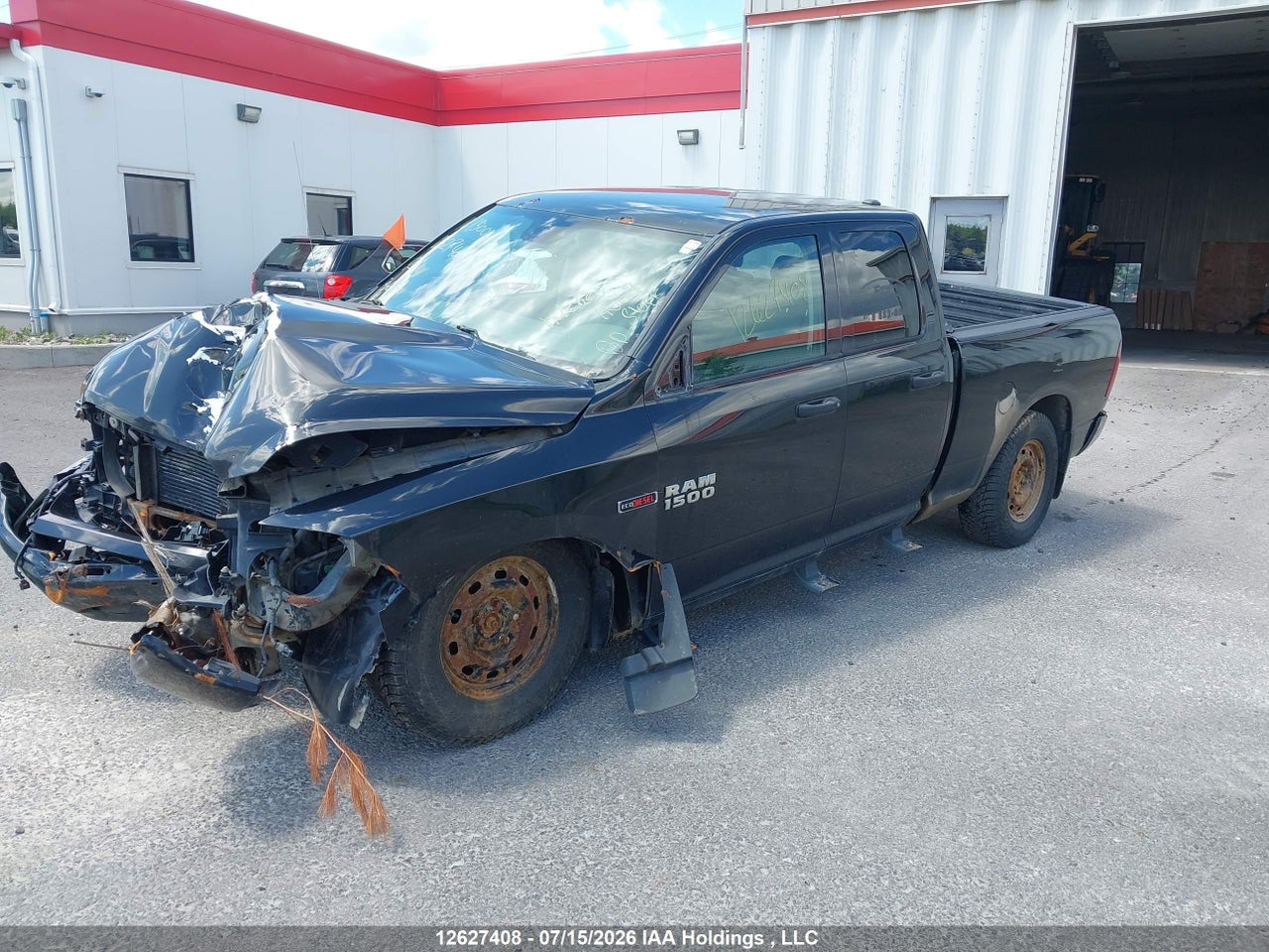 2016 RAM 1500 ST thumbnail 3