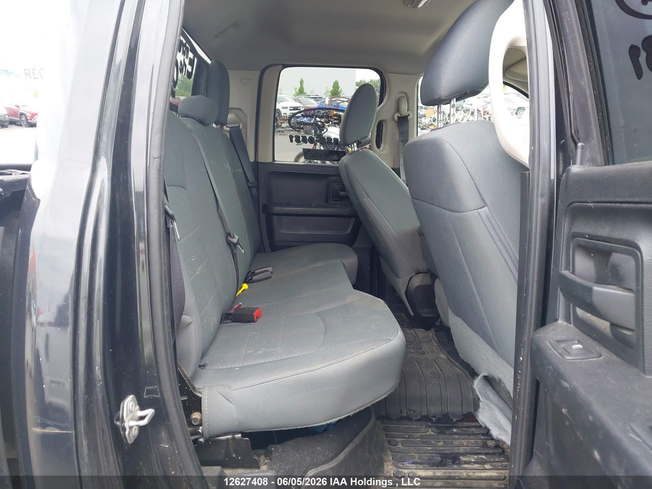2016 RAM 1500 ST thumbnail 9