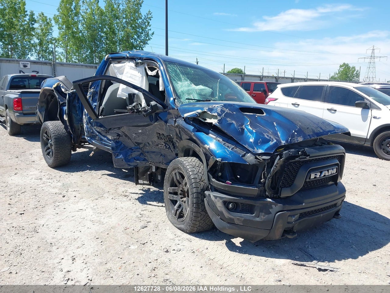 2019 RAM 1500 CLASSIC SLT thumbnail 2