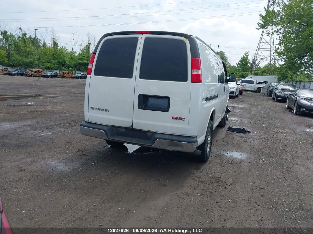 2018 GMC SAVANA G2500 thumbnail 5