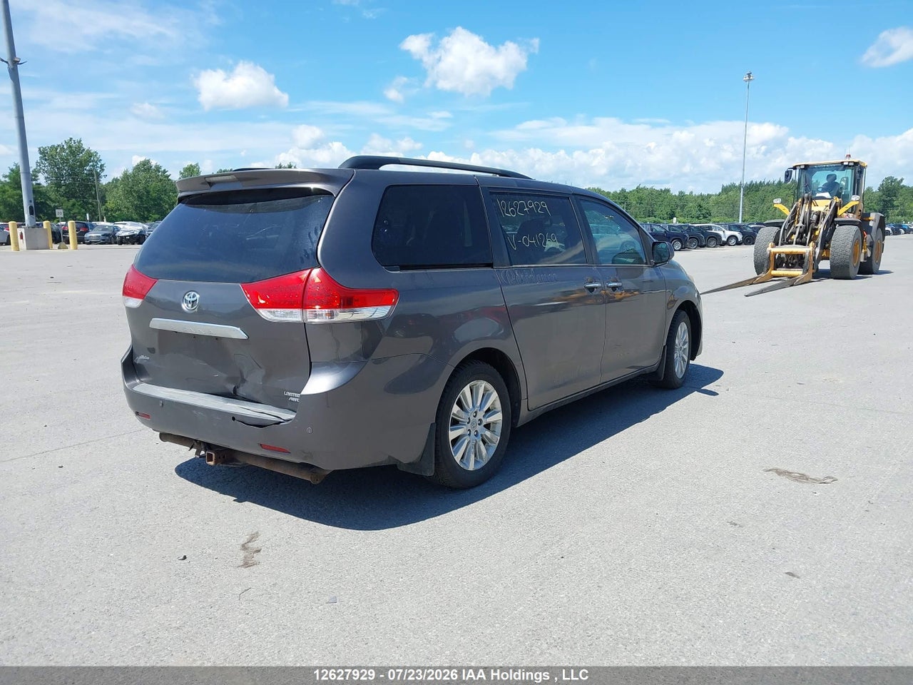 2012 TOYOTA SIENNA XLE 7 PASSENGER thumbnail 5