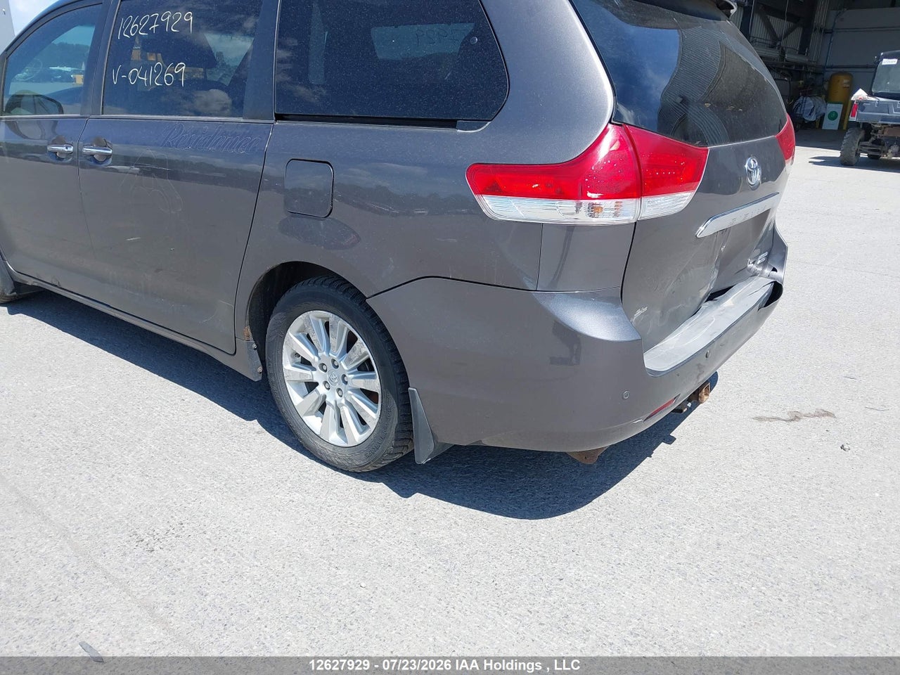 2012 TOYOTA SIENNA XLE 7 PASSENGER thumbnail 7