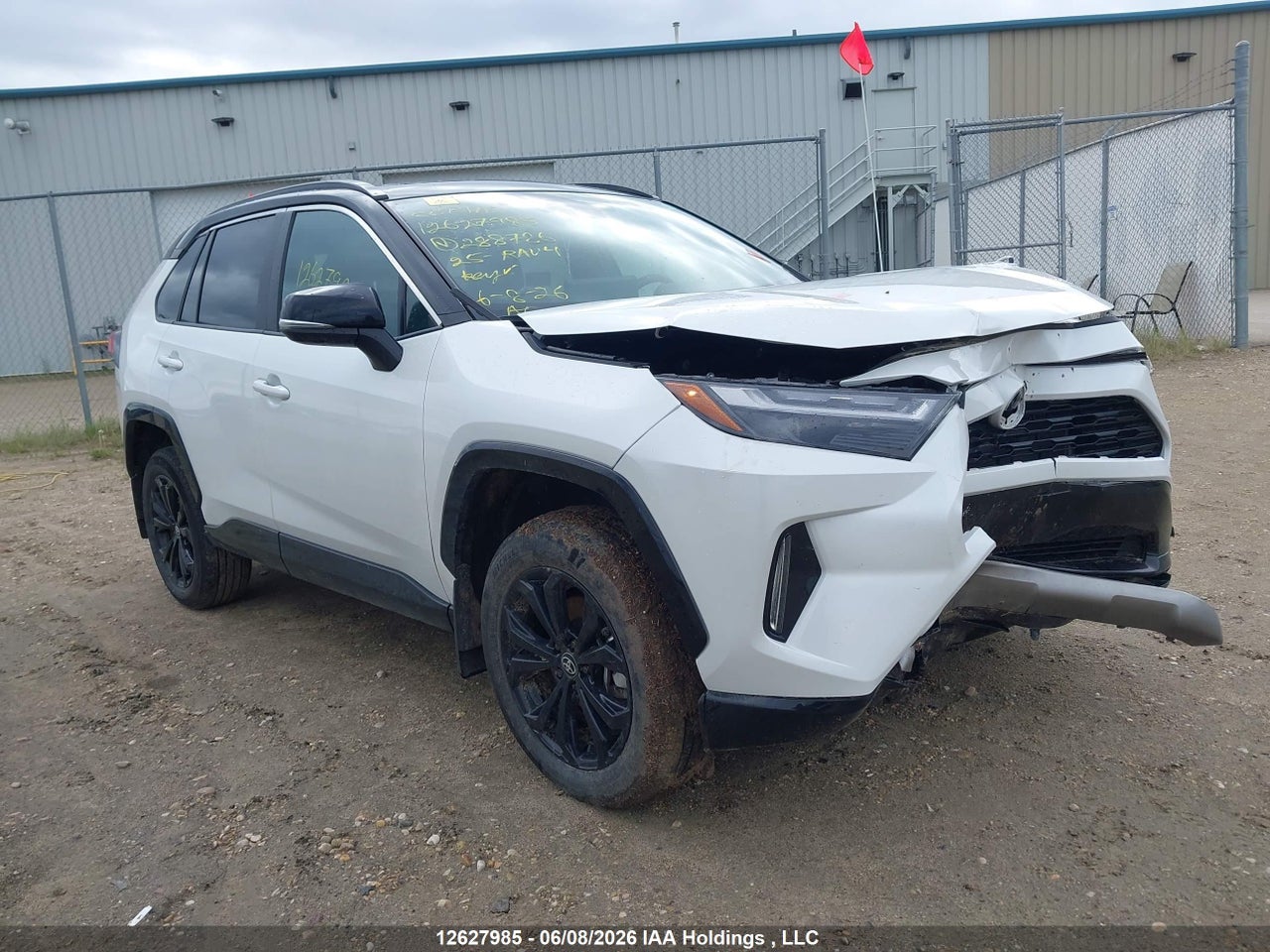 2025 TOYOTA RAV4 XSE thumbnail 2