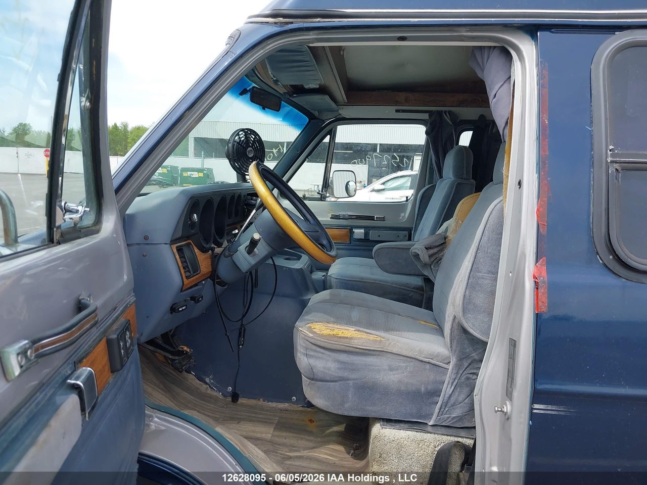 1987 DODGE RAM VAN B250 thumbnail 6