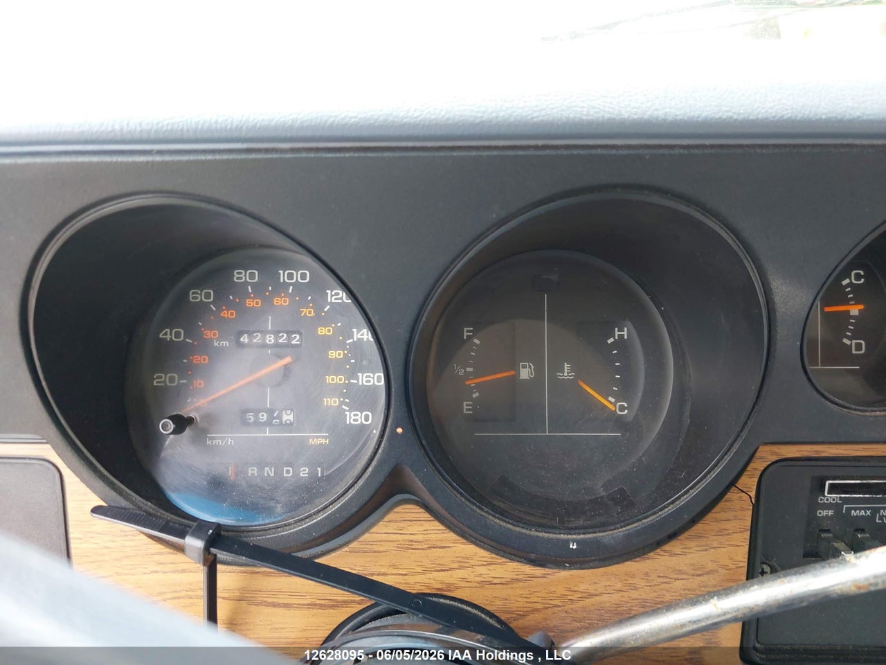 1987 DODGE RAM VAN B250 thumbnail 8