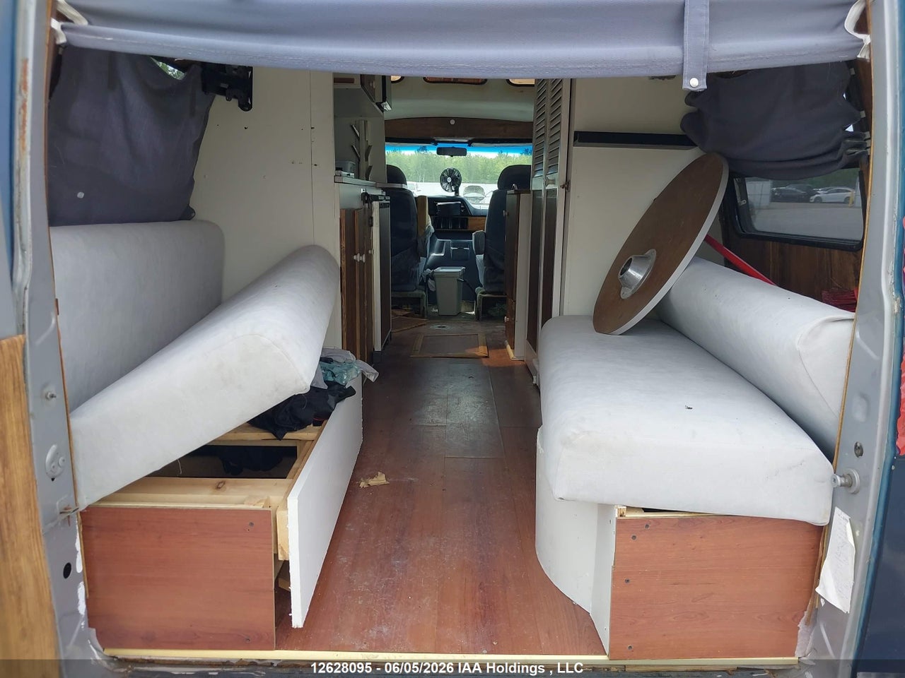 1987 DODGE RAM VAN B250 thumbnail 9
