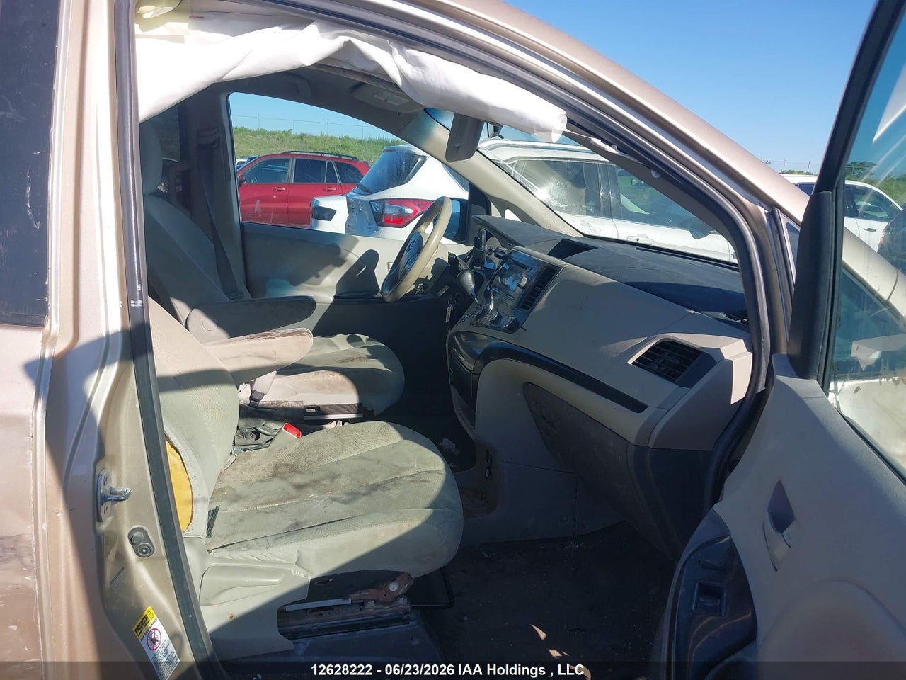 2011 TOYOTA SIENNA V6 7 PASSENGER thumbnail 6