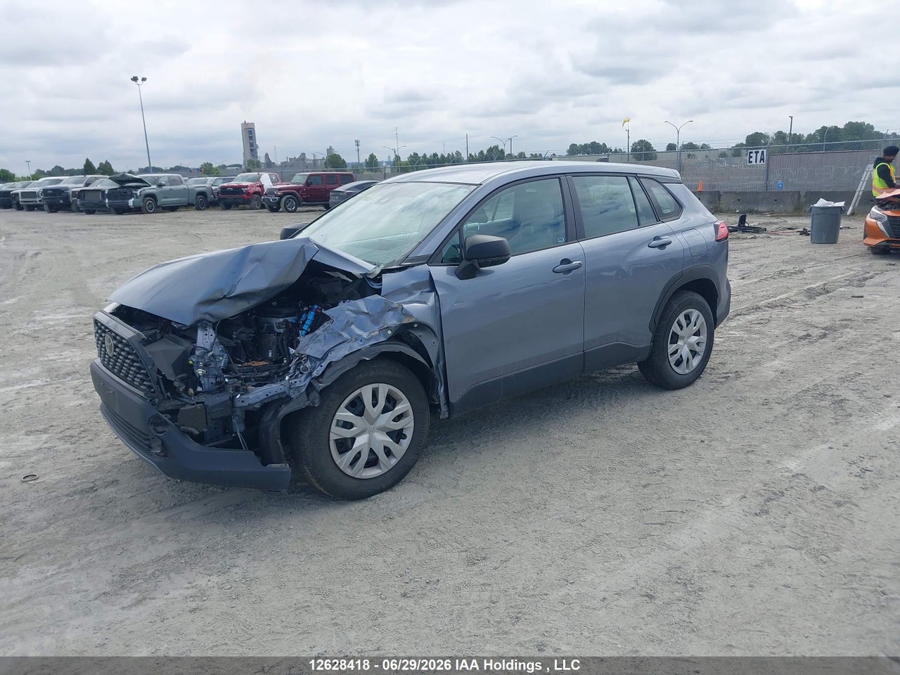 2022 TOYOTA COROLLA CROSS L thumbnail 3