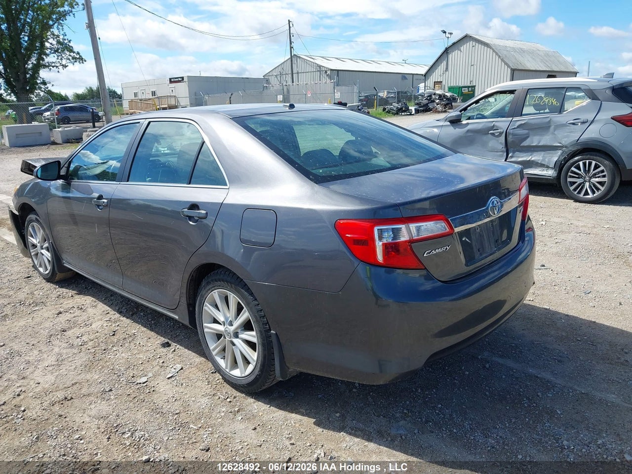 2012 TOYOTA CAMRY thumbnail 4