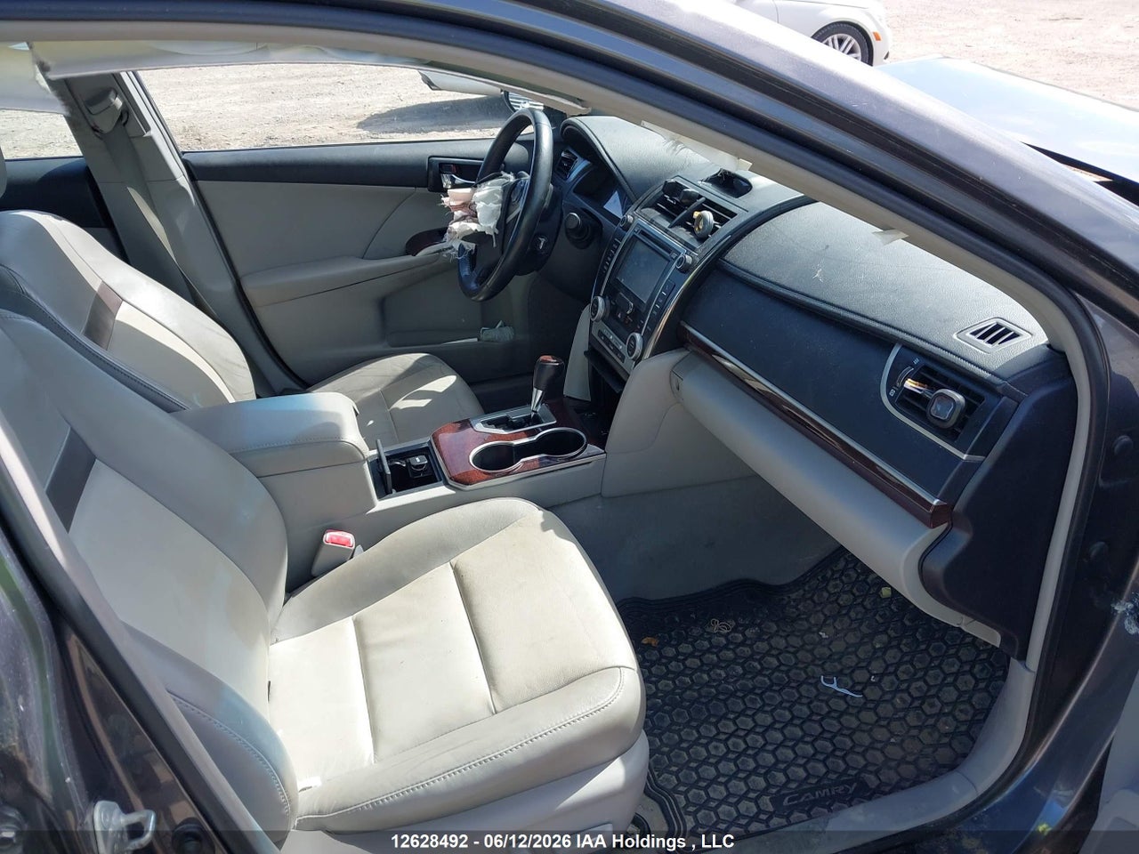 2012 TOYOTA CAMRY thumbnail 6
