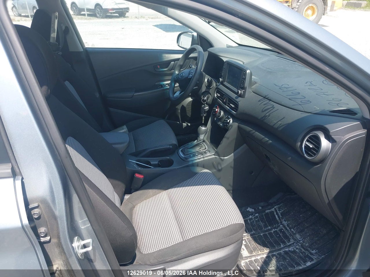2021 HYUNDAI KONA SE thumbnail 6