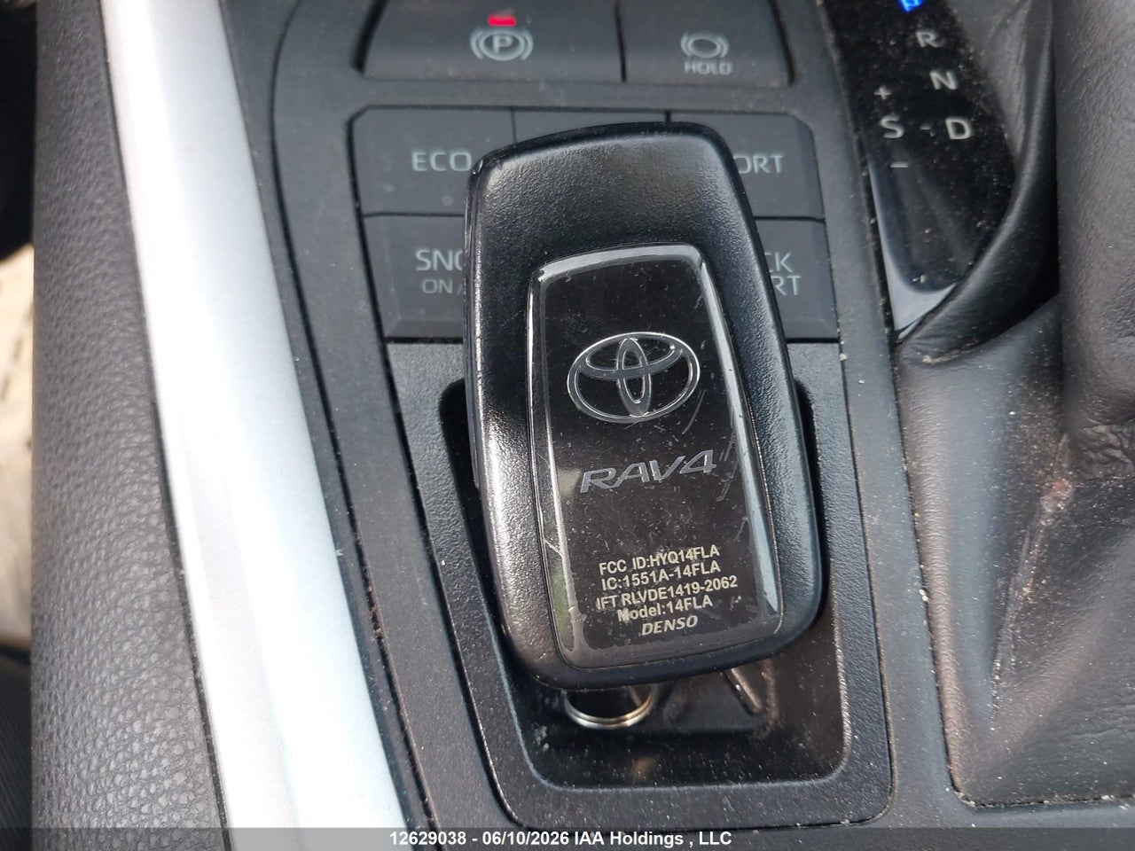 2023 TOYOTA RAV4 XLE thumbnail 12