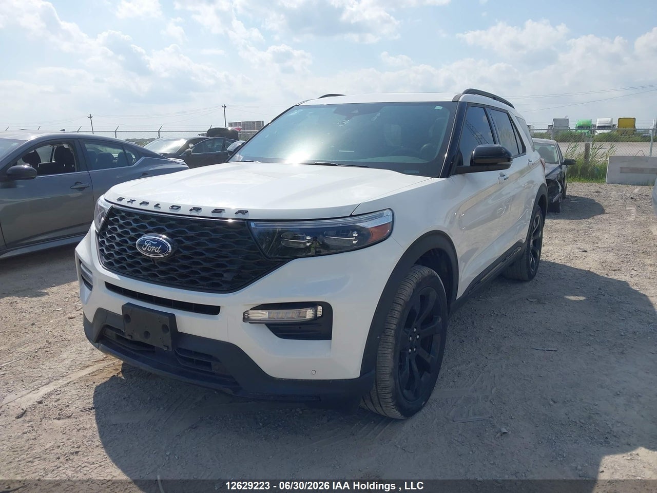 2024 FORD EXPLORER ST thumbnail 3