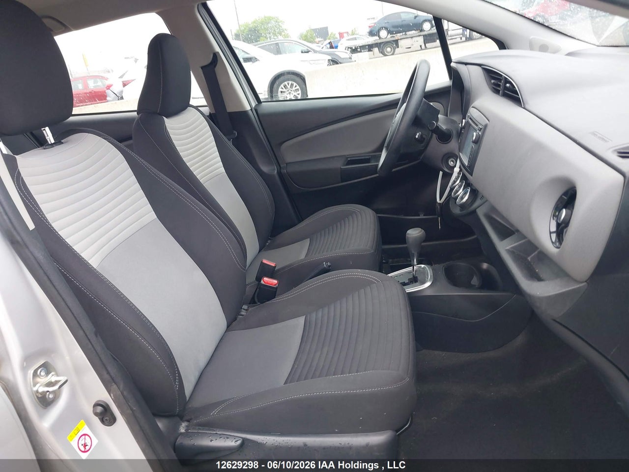 2019 TOYOTA YARIS L/LE/SE thumbnail 6