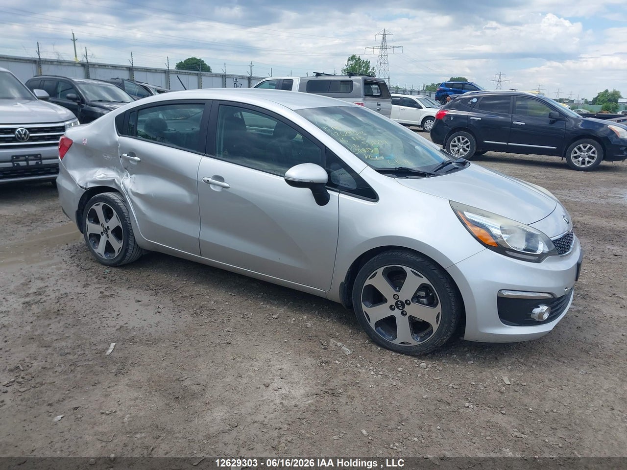 2016 KIA RIO EX/SX thumbnail 2