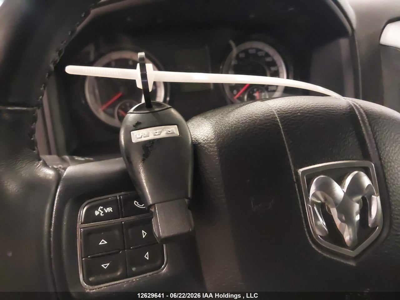 2023 RAM 1500 CLASSIC TRADESMAN thumbnail 12