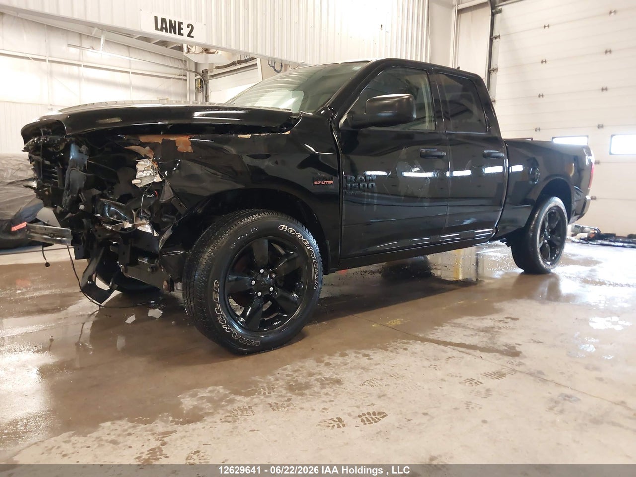 2023 RAM 1500 CLASSIC TRADESMAN thumbnail 3