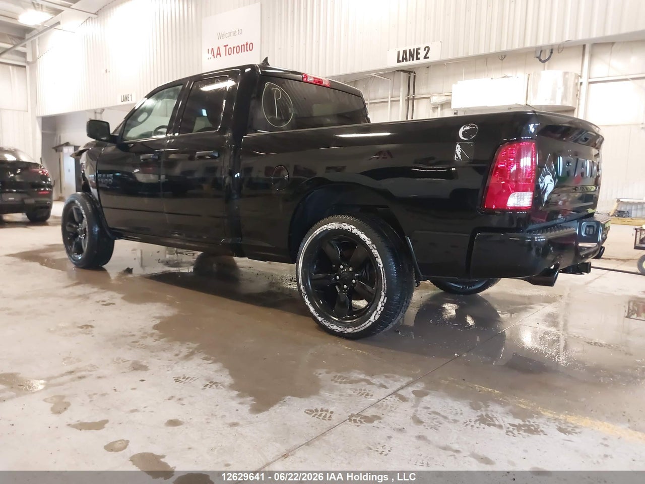 2023 RAM 1500 CLASSIC TRADESMAN thumbnail 4