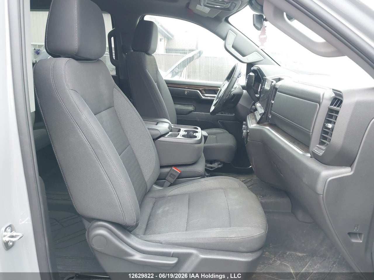 2024 CHEVROLET SILVERADO 1500 LT thumbnail 6