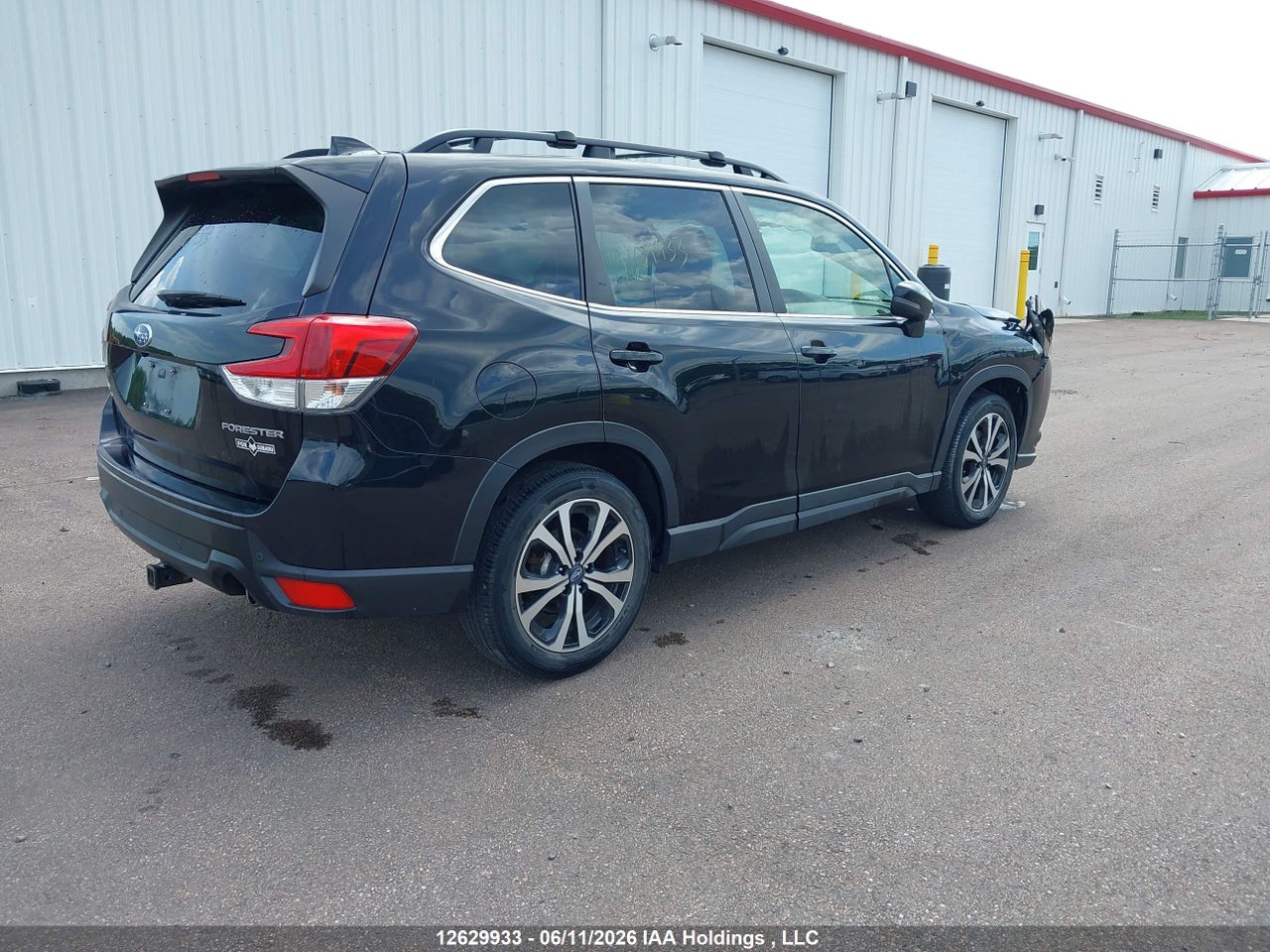 2022 SUBARU FORESTER LIMITED thumbnail 5