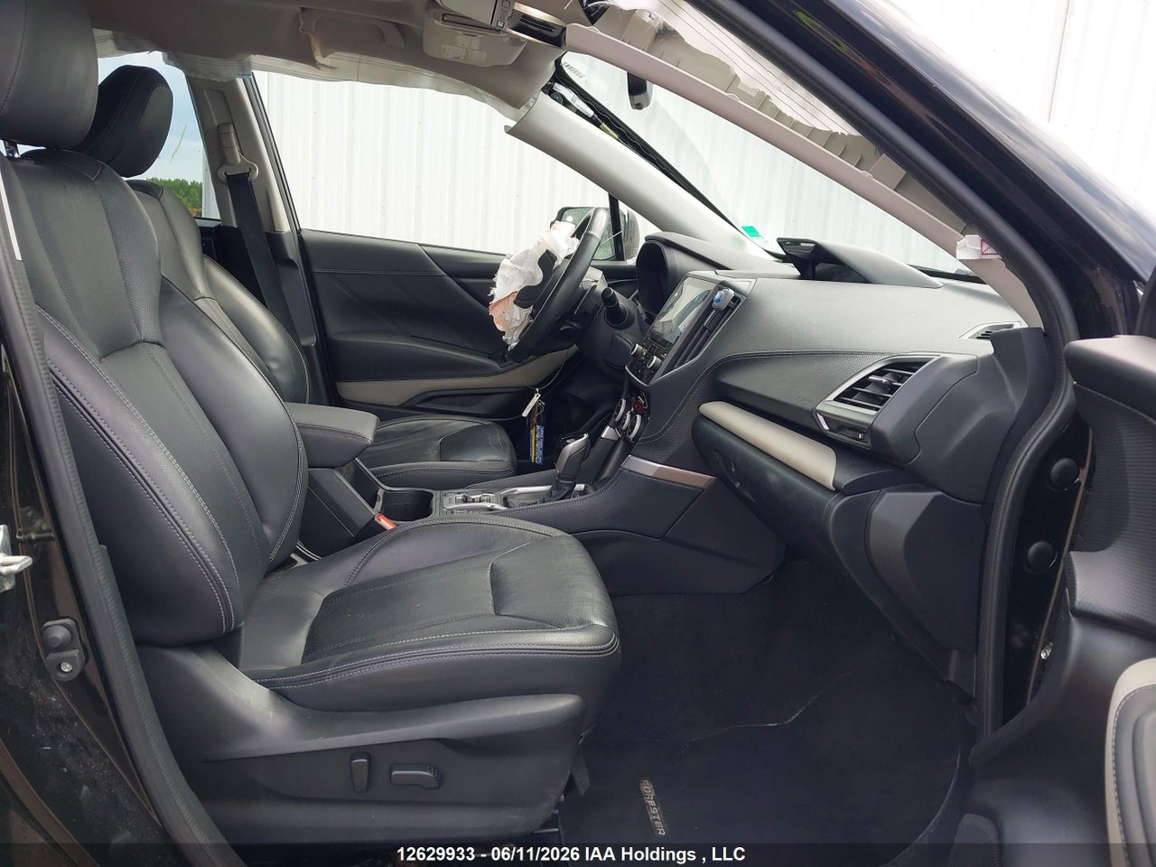 2022 SUBARU FORESTER LIMITED thumbnail 6