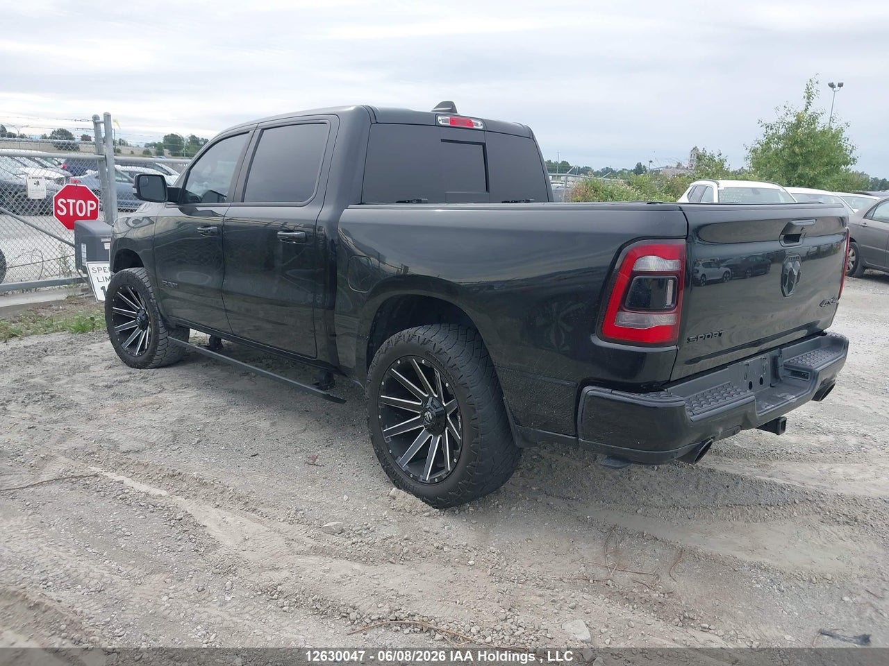 2019 RAM 1500 REBEL thumbnail 4