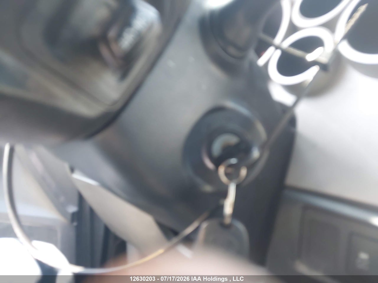 2009 TOYOTA TUNDRA thumbnail 12