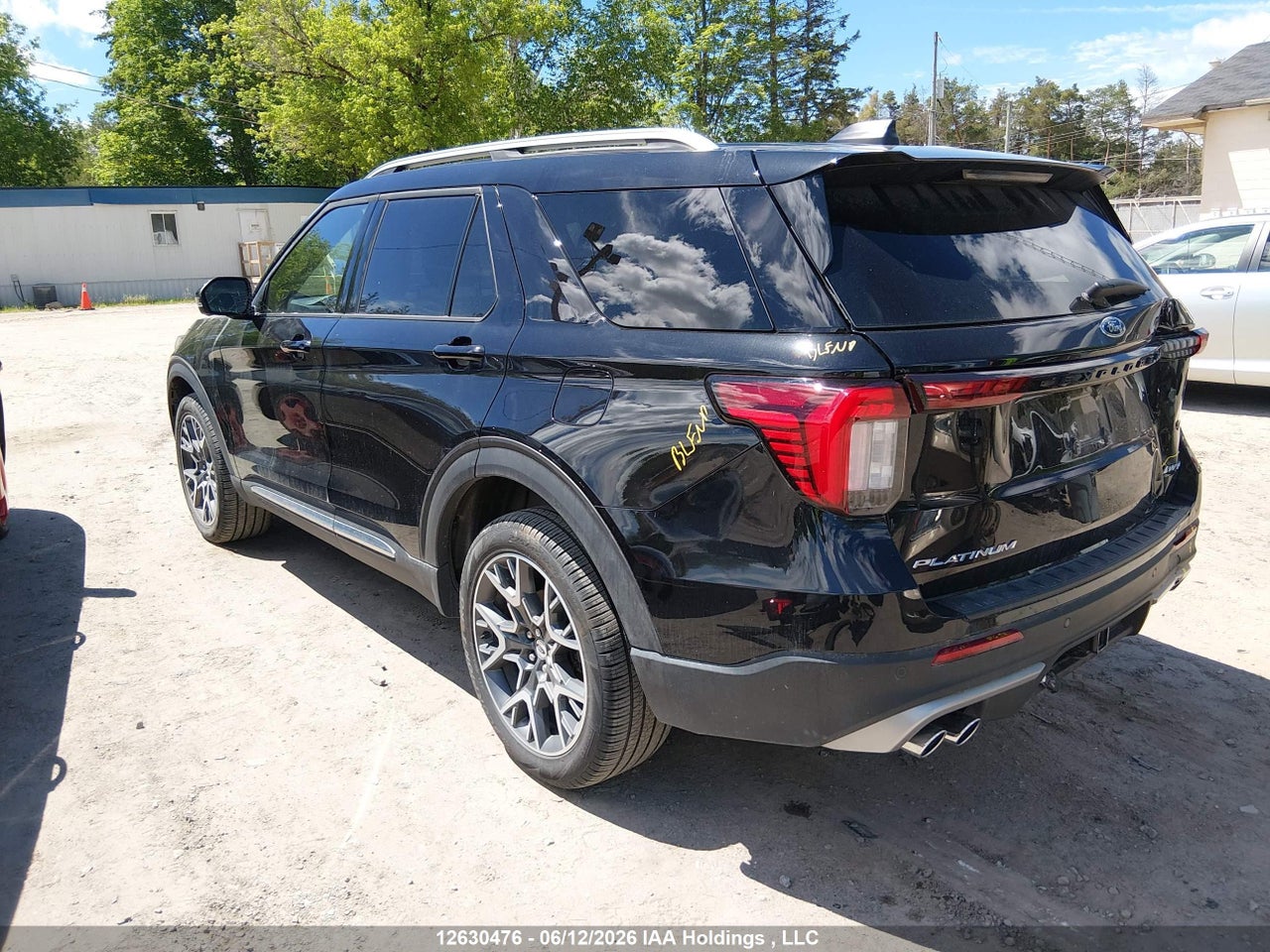 2025 FORD EXPLORER PLATINUM thumbnail 4