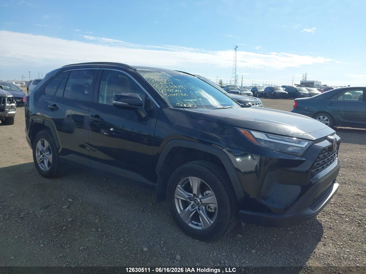 2025 TOYOTA RAV4 XLE/XLE PREMIUM thumbnail 2
