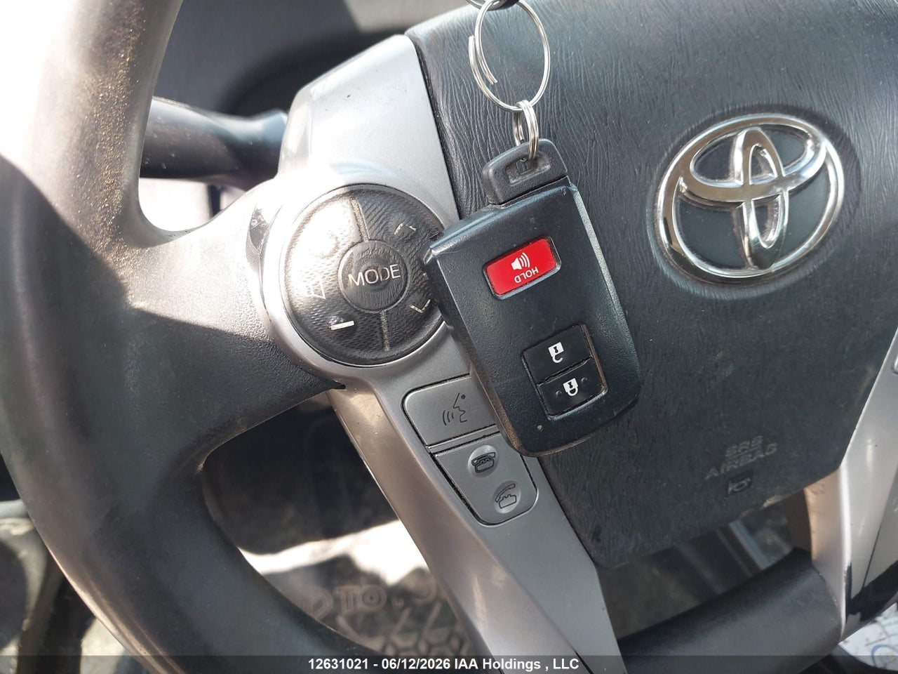 2017 TOYOTA PRIUS thumbnail 12