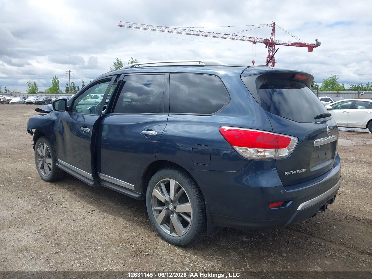 2013 NISSAN PATHFINDER S/SV/SL/PLATINUM thumbnail 4