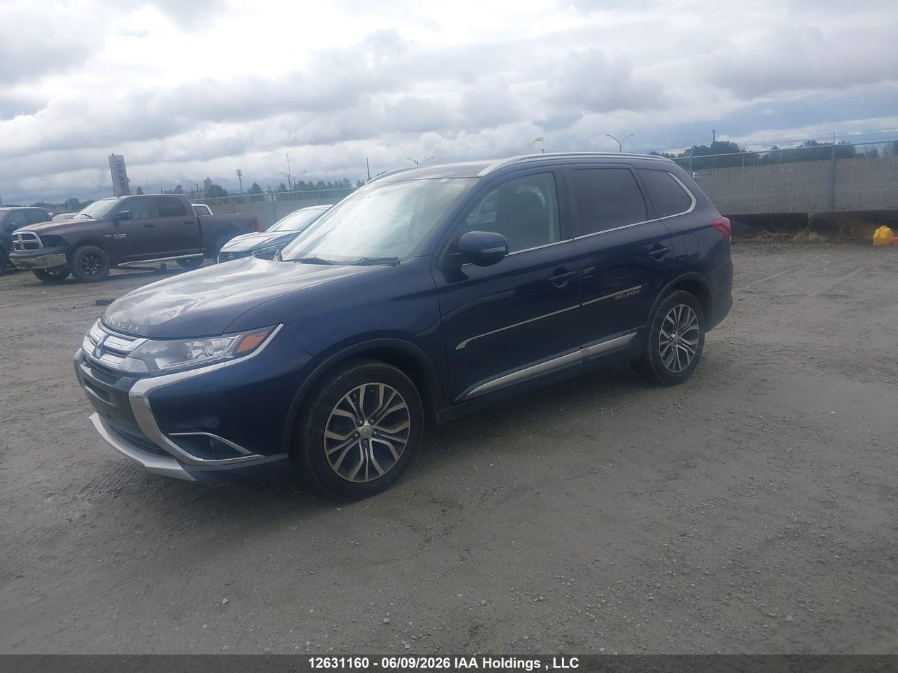 2018 MITSUBISHI OUTLANDER ES thumbnail 3