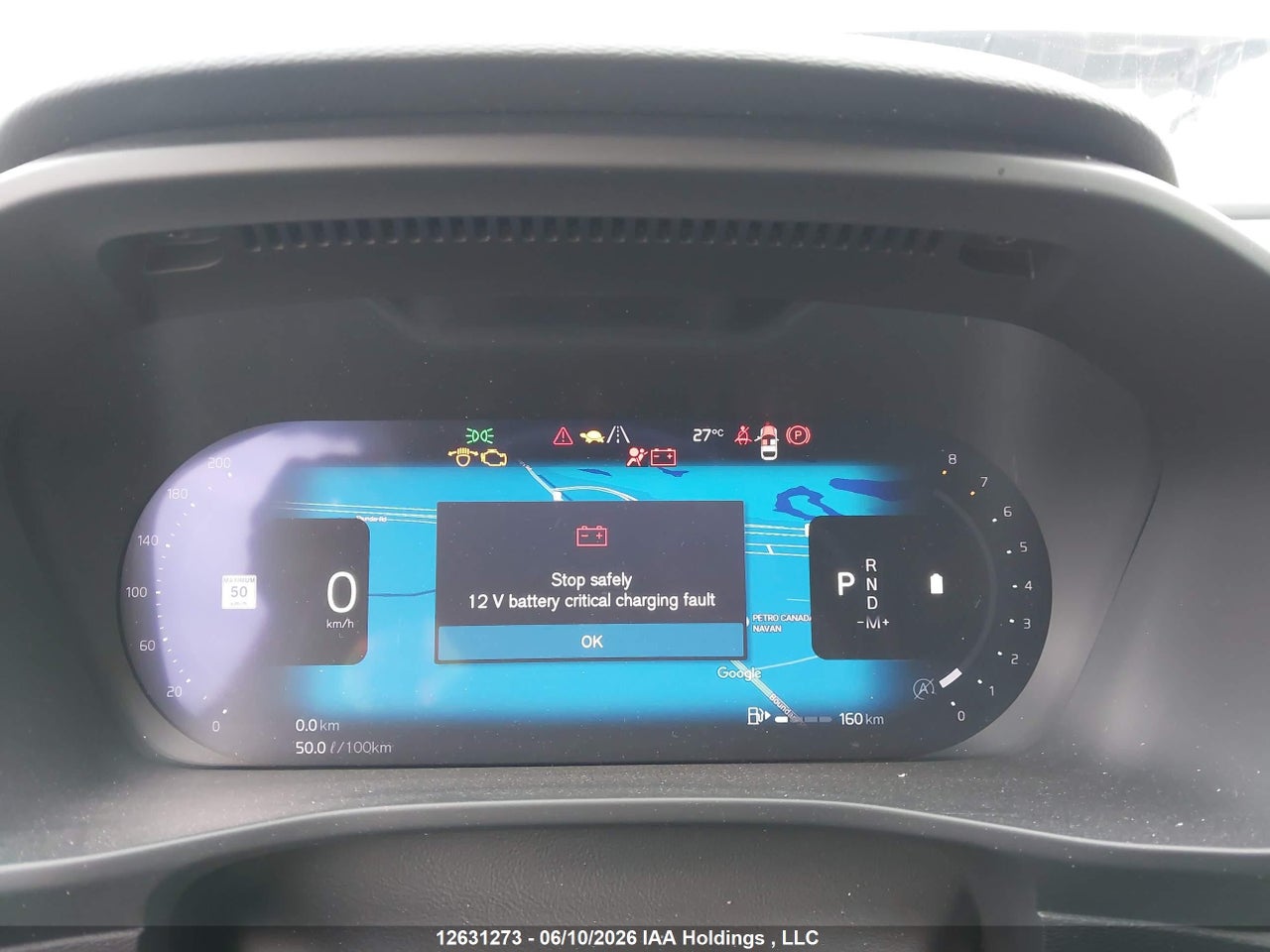 2025 VOLVO XC40 thumbnail 8
