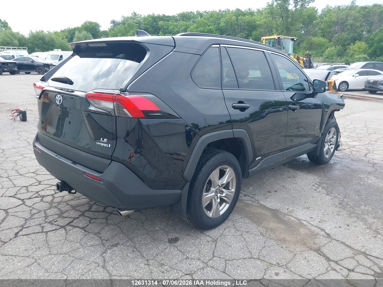 2023 TOYOTA RAV4 HYBRID LE thumbnail 5