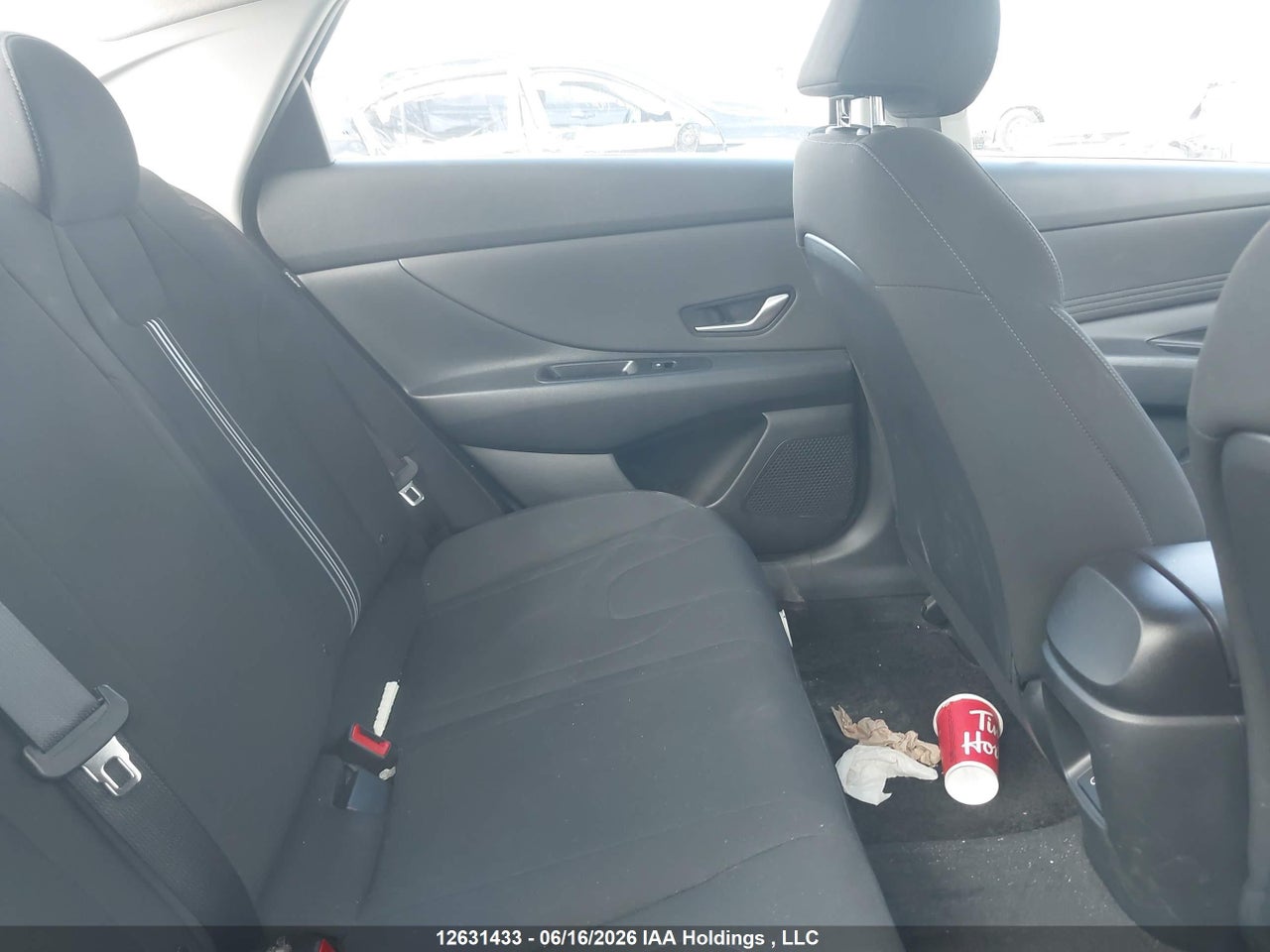 2025 HYUNDAI ELANTRA PREFERRED WITH TECH PACKAGE thumbnail 9