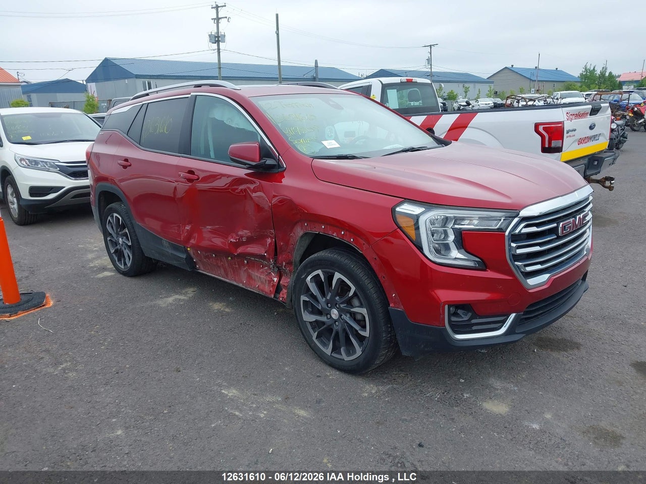 2022 GMC TERRAIN SLT thumbnail 2