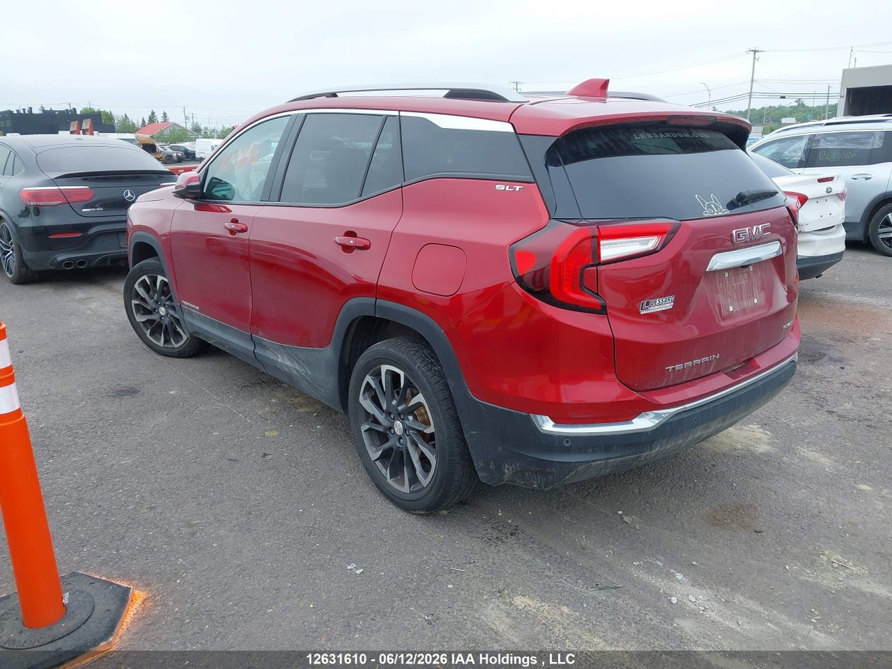 2022 GMC TERRAIN SLT thumbnail 4