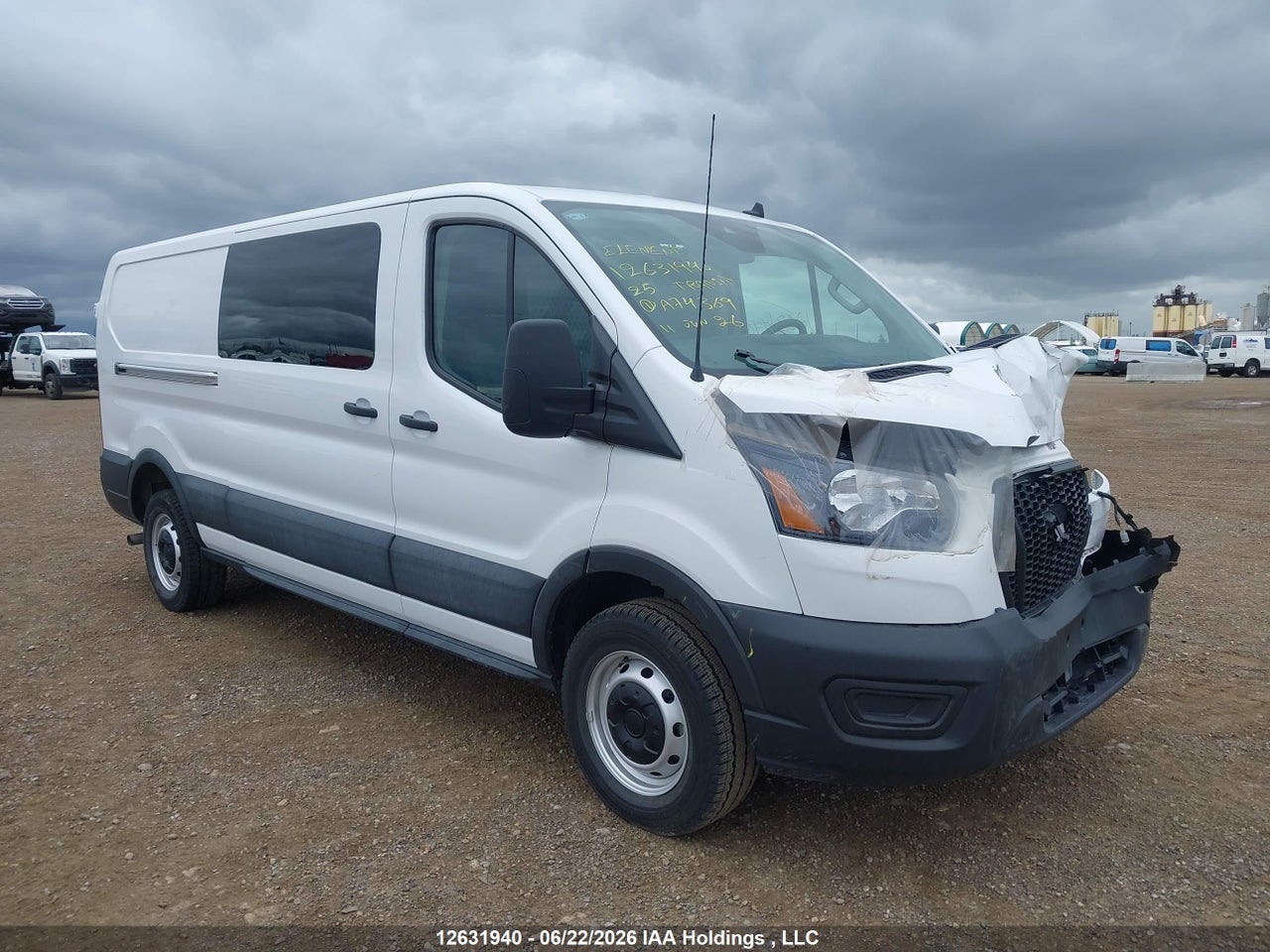 2025 FORD TRANSIT T-150 thumbnail 2