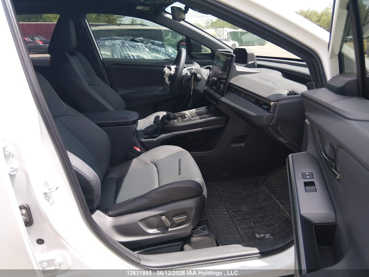 2026 TOYOTA BZ LIMITED AWD thumbnail 6