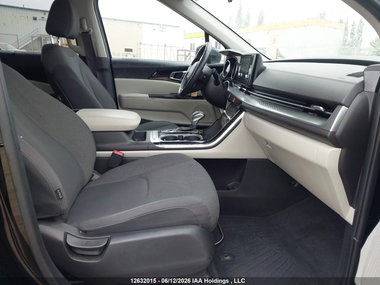 2024 KIA CARNIVAL LX thumbnail 6