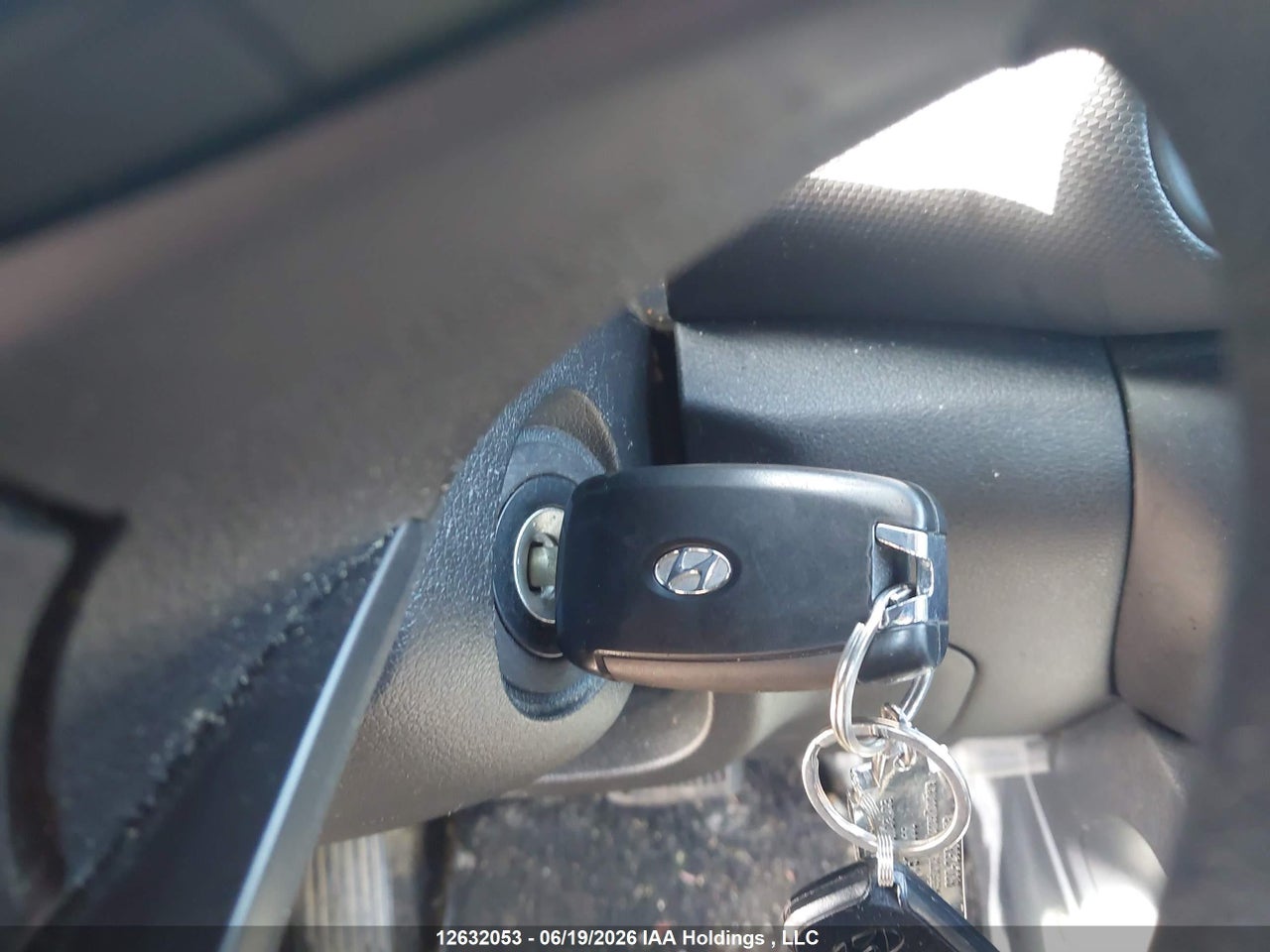 2023 HYUNDAI KONA ESSENTIAL thumbnail 12