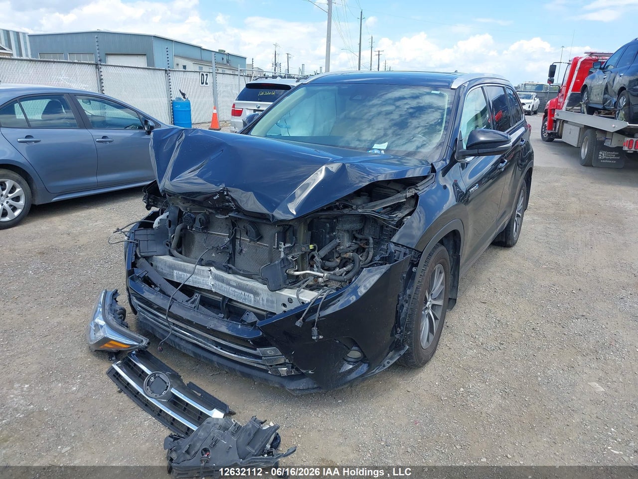 2018 TOYOTA HIGHLANDER HYBRID thumbnail 3